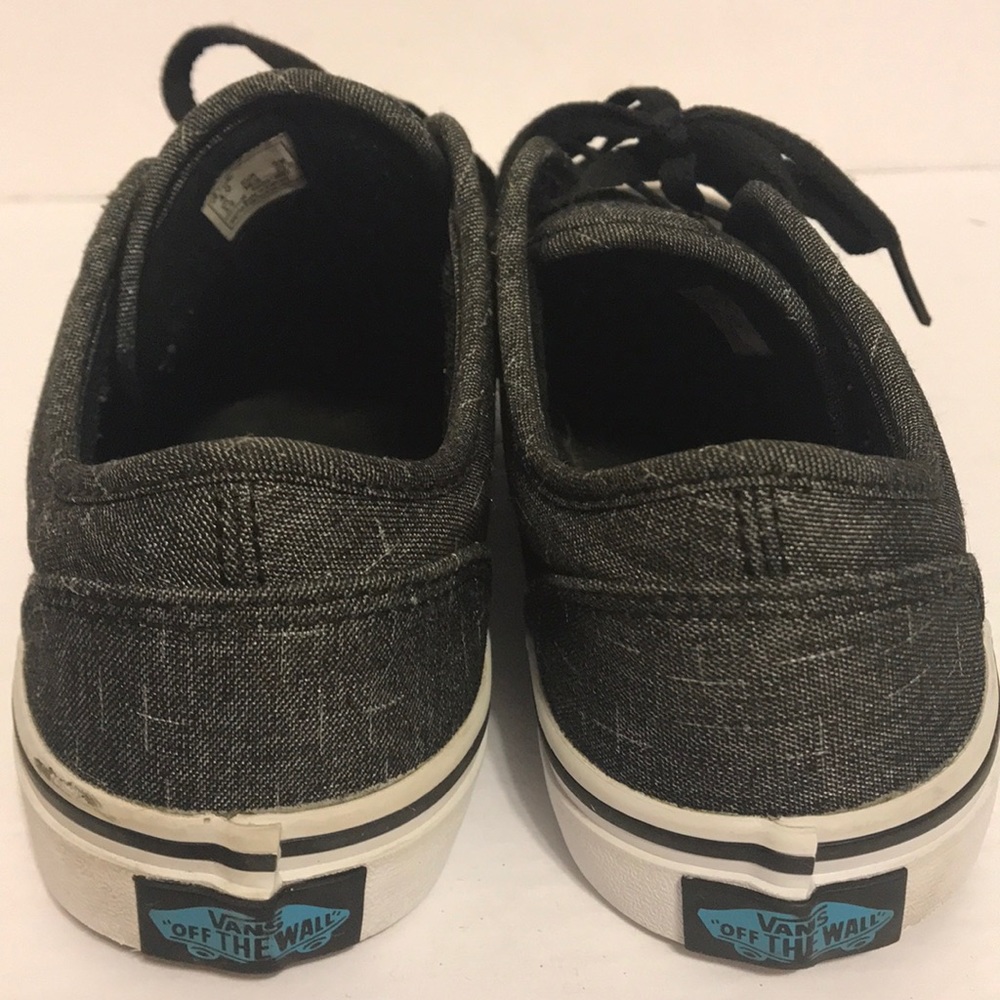 Vans - Picture 3 of 7